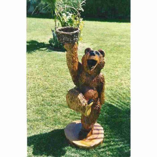 Dancing bear chainsaw carving stump sculpture