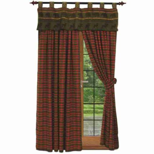 Mcwoods i valance by wooded river
