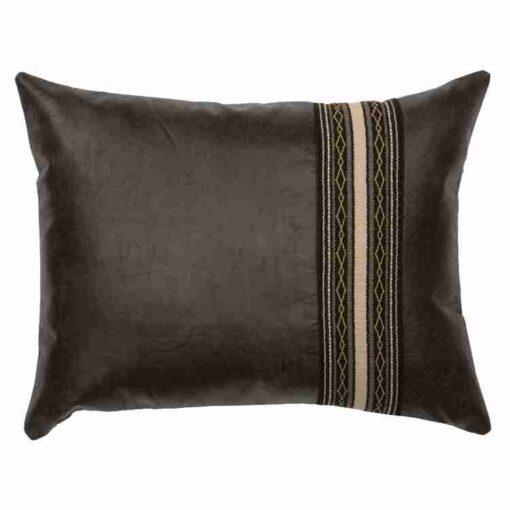 Red pepper bed set (value) by wooded river - image 2