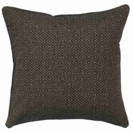 Red pepper bed set (value) by wooded river - image 3