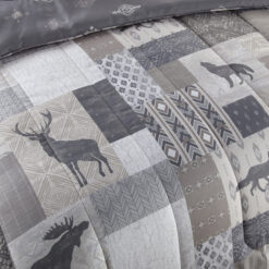 Yls c y2023 wyoming comforter detail