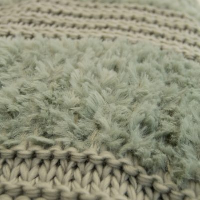 Y00121 plush knit sage detail