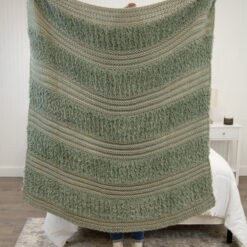 Y00121 plush knit sage lifestyle 1