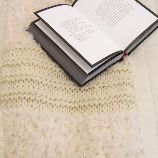 Plush knit (ivory) throw - image 3