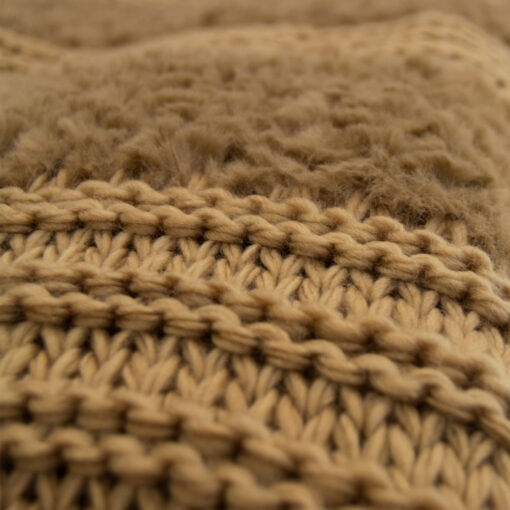 Plush knit (camel) throw - image 4