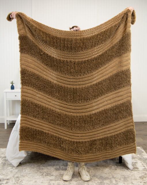 Plush knit (camel) throw - image 6