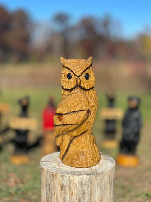 Owl chainsaw carving