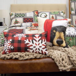Alternative view of decorative pillow set, winter cottage