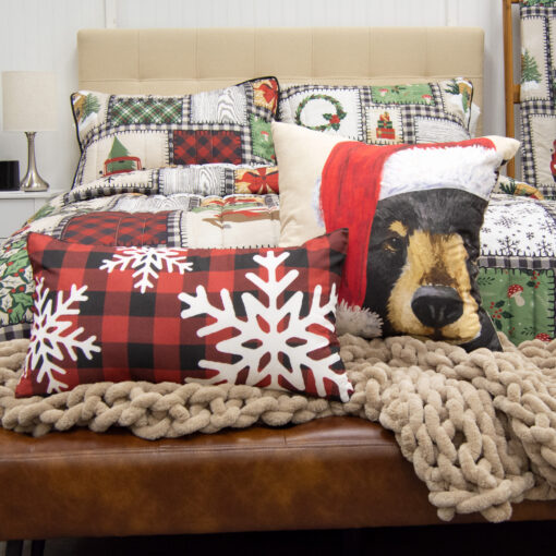 Decorative pillow set, winter cottage - image 2