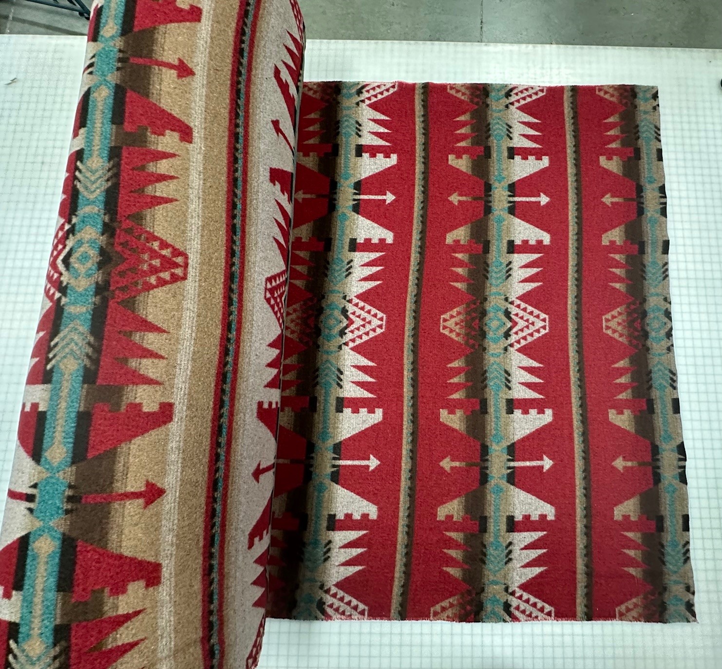 Grade 30: Yellowstone 2 Grade 30: yellowstone - image 2